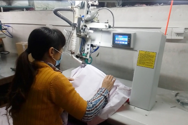 為何沖鋒衣的價(jià)格差異那么大