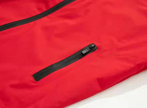 登山運動生產(chǎn)廠家定制品牌沖鋒衣