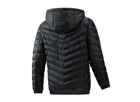 時(shí)尚潮牌男款羽絨服生產(chǎn)廠家定制品牌羽絨服