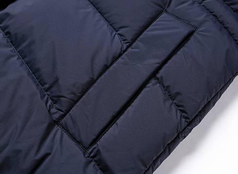 長款羽絨服廠家定制生產(chǎn)白鴨絨羽絨服